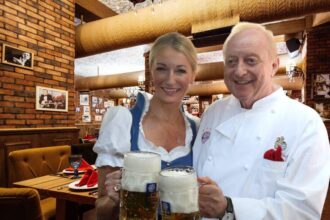 Alfons Schuhbeck und Monika Gruber